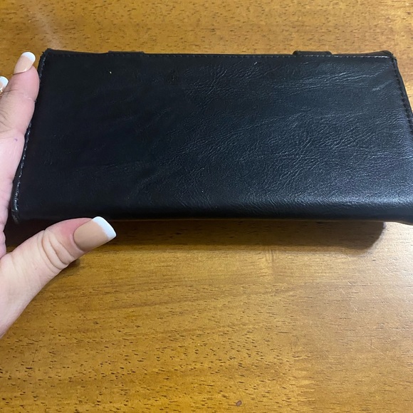 Steve Madden wallet - Picture 2 of 4